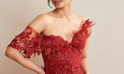 Manushi Chhillar Sizzles in Red For Miss World 2025