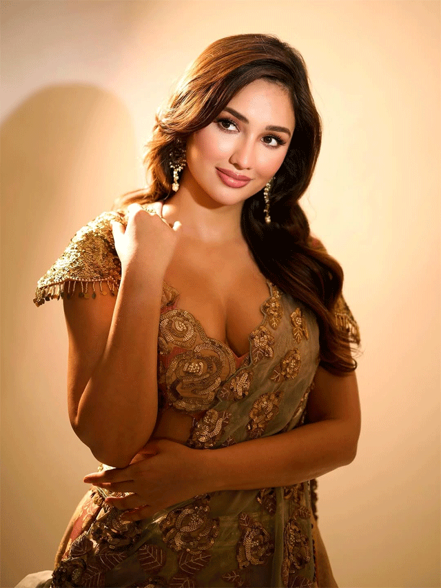 Akanksha Sharma Slaga Gazal Gupta Couture Akanksha Sharma Slaga Gazal Gupta Couture