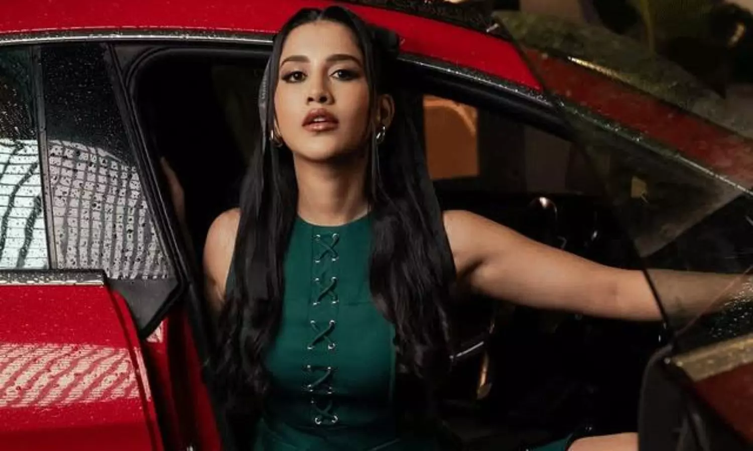 అల్ట్రా స్టైల్ లో నభా సొగసుల మాయ!