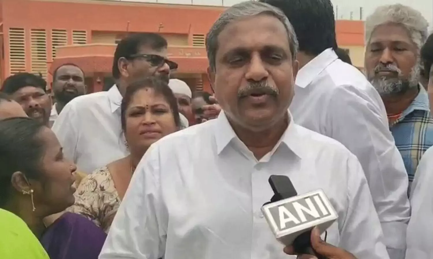 సజ్జల మళ్ళీ సజ్జలే !