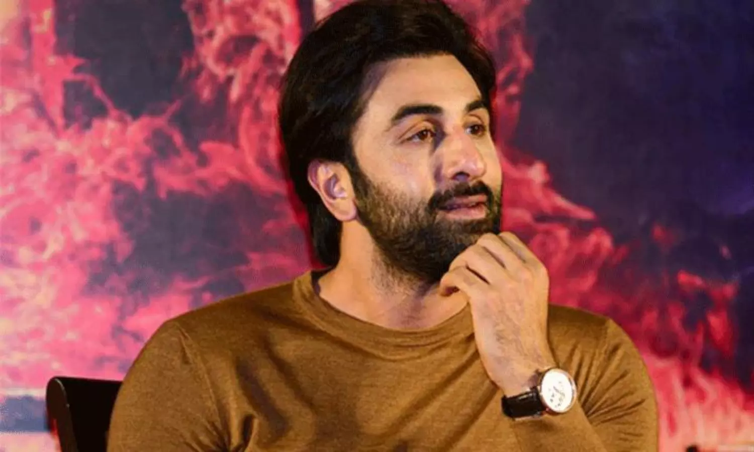 దీపిక, కత్రిన కంటే ముందు రణబీర్ ఈ నటితో ప్రేమలో? దీపిక, కత్రిన కంటే ముందు రణబీర్ ఈ నటితో ప్రేమలో?