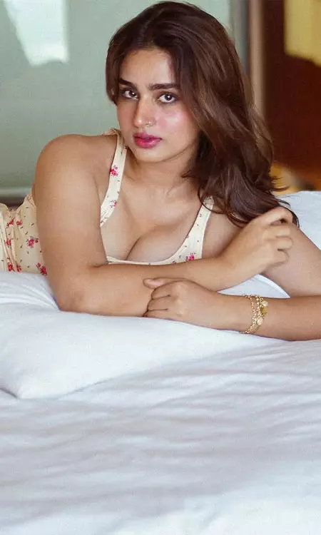 Ayesha Khan’s Radiant Look Captures Hearts