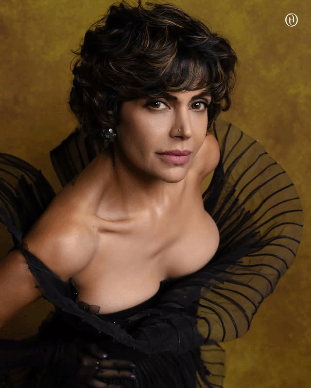 Mandira Bedi’s Latest Appearance Reflects Strength and Style Mandira Bedi’s Latest Appearance Reflects Strength and Style