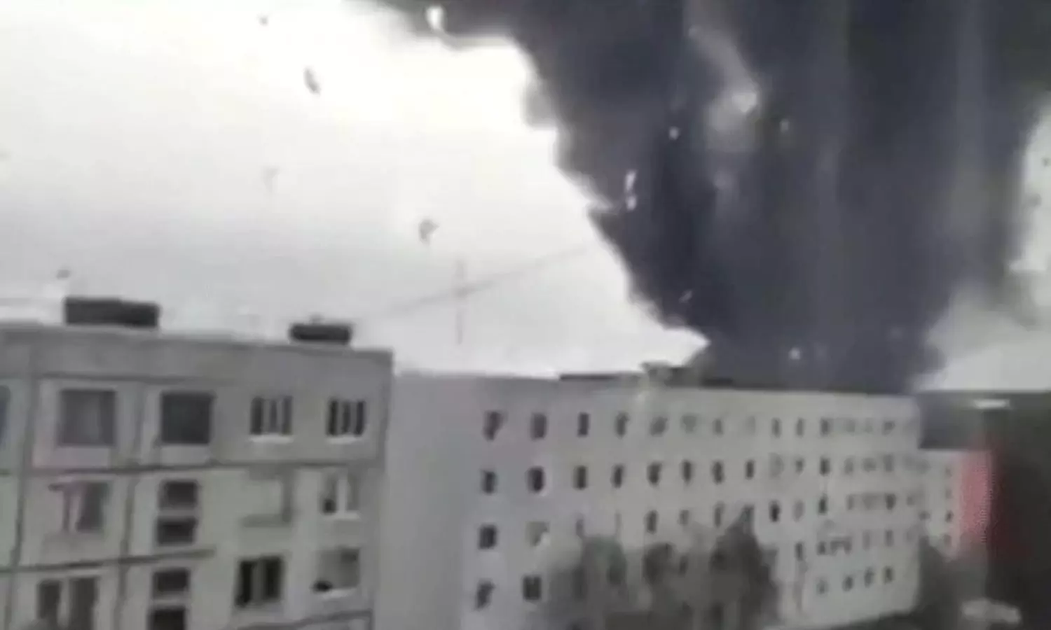 ఉక్రెయిన్ డ్రోన్ దాడి.. పుతిన్ అణుదాడికి దిగుతారా ? ప్రపంచంలో పెరిగిన భయాందోళనలు