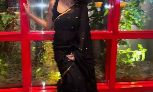 Supritha New Post in Black Saree Is Winning Instagram