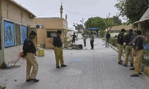 విపత్తులో అవకాశం.. కరాచీలో భూకంపం.. జైలు నుంచి ఖైదీలు 216మంది మాయం!