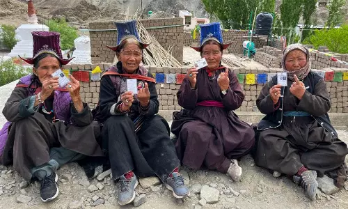 లద్దాఖ్‌ ప్రజలకు గుడ్ న్యూస్..  స్థానికతపై కేంద్రం కీలక ప్రకటన