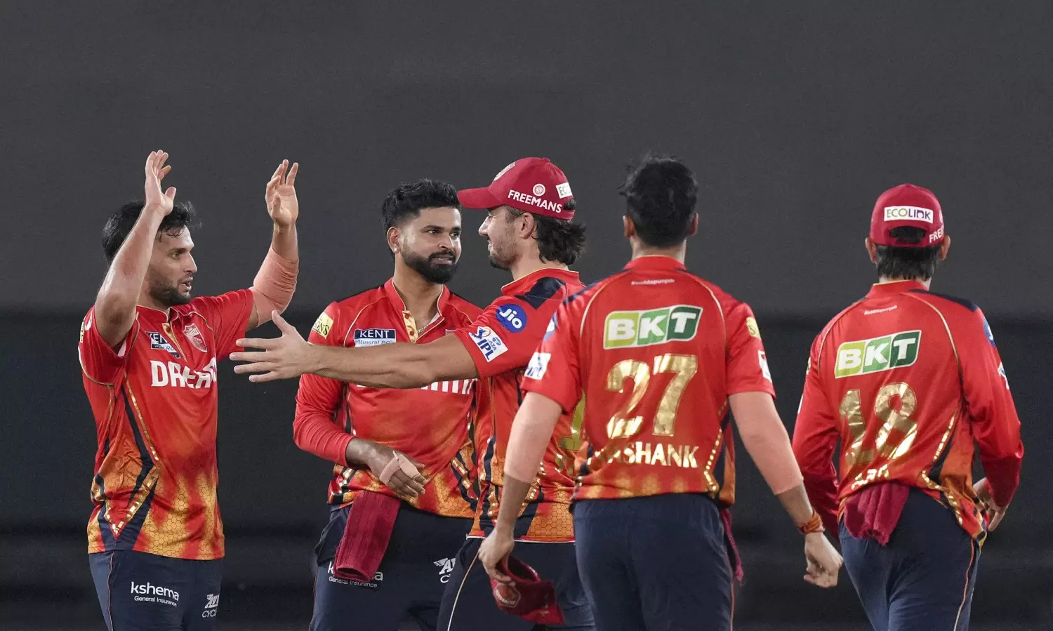 ఆ ఒక తప్పే పంజాబ్ కు ట్రోఫీని దూరం చేసింది.. ఆ ఒక తప్పే పంజాబ్ కు ట్రోఫీని దూరం చేసింది..