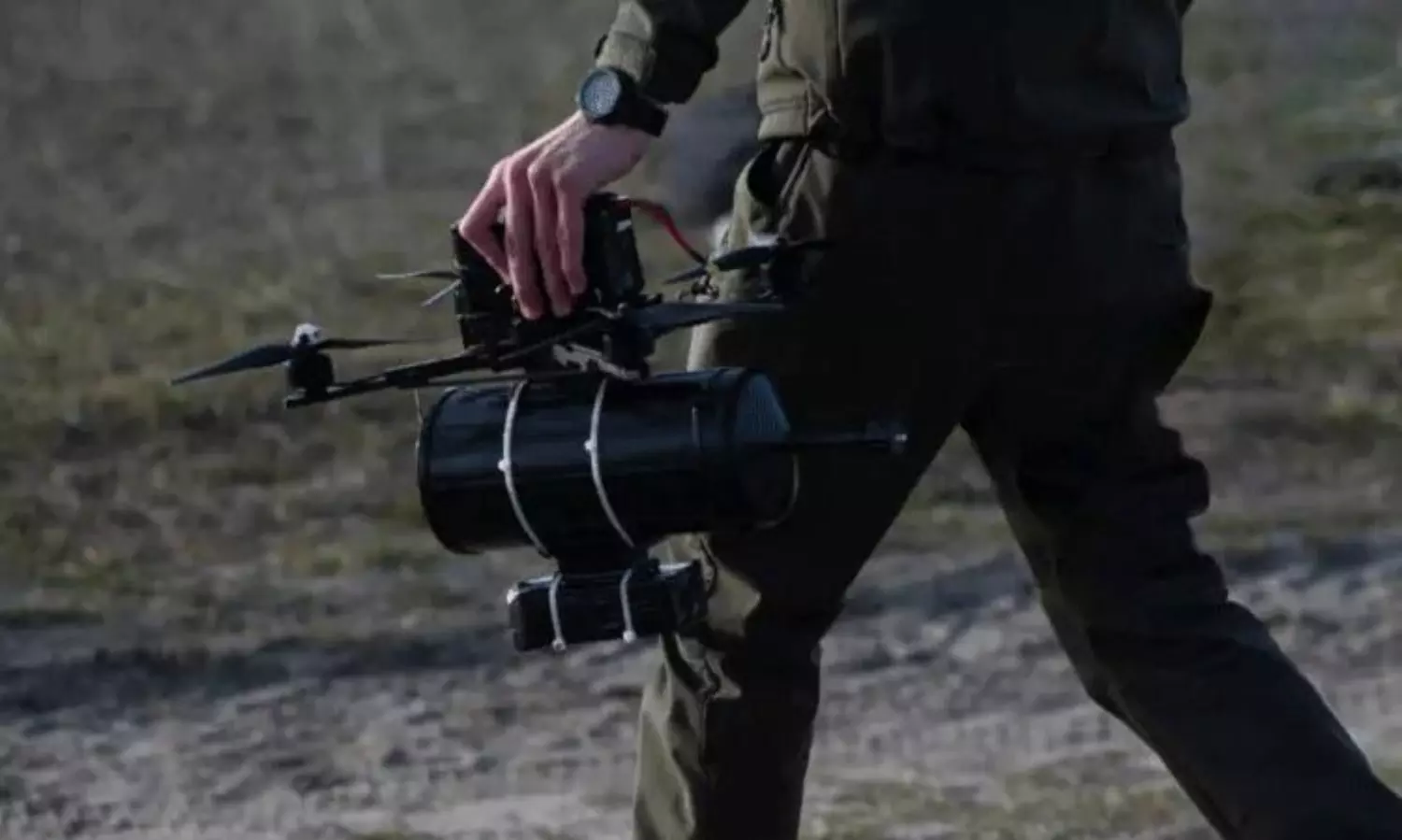 ఉక్రెయిన్-రష్యా యుద్ధం.. మాస్కోకు బిగ్ షాక్.. లక్ష డ్రోన్లతో బ్రిటన్ అండ ఉక్రెయిన్-రష్యా యుద్ధం.. మాస్కోకు బిగ్ షాక్.. లక్ష డ్రోన్లతో బ్రిటన్ అండ