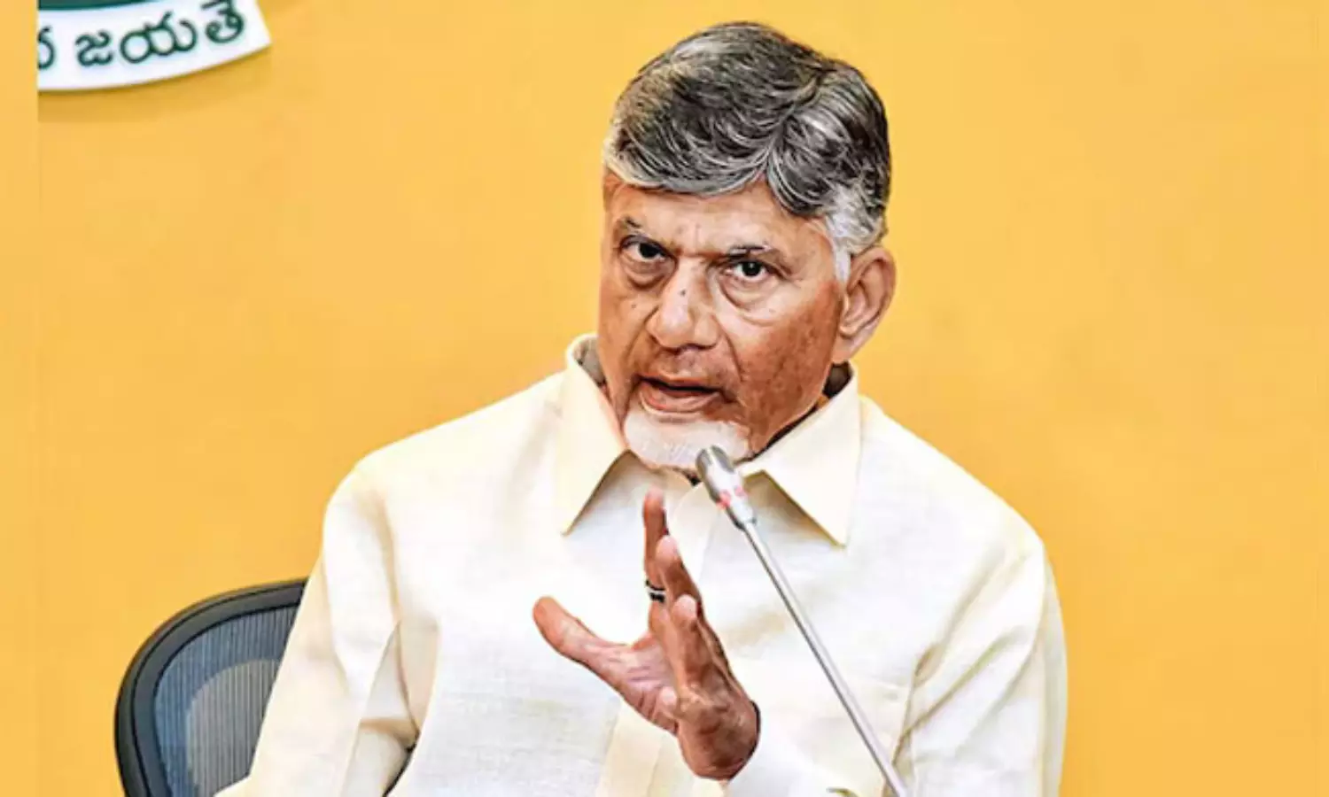 మ‌నం రాజ‌కీయ క‌క్ష సాధింపుల‌కు దిగ‌లేం:  చంద్ర‌బాబు