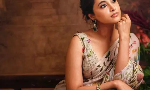 Priyanka Mohan Channels Grace in Heritage Saree Elegance