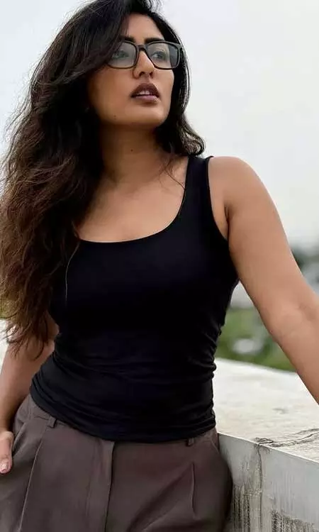 Eesha Rebba Drops New Photo with “Unbothered” Vibe