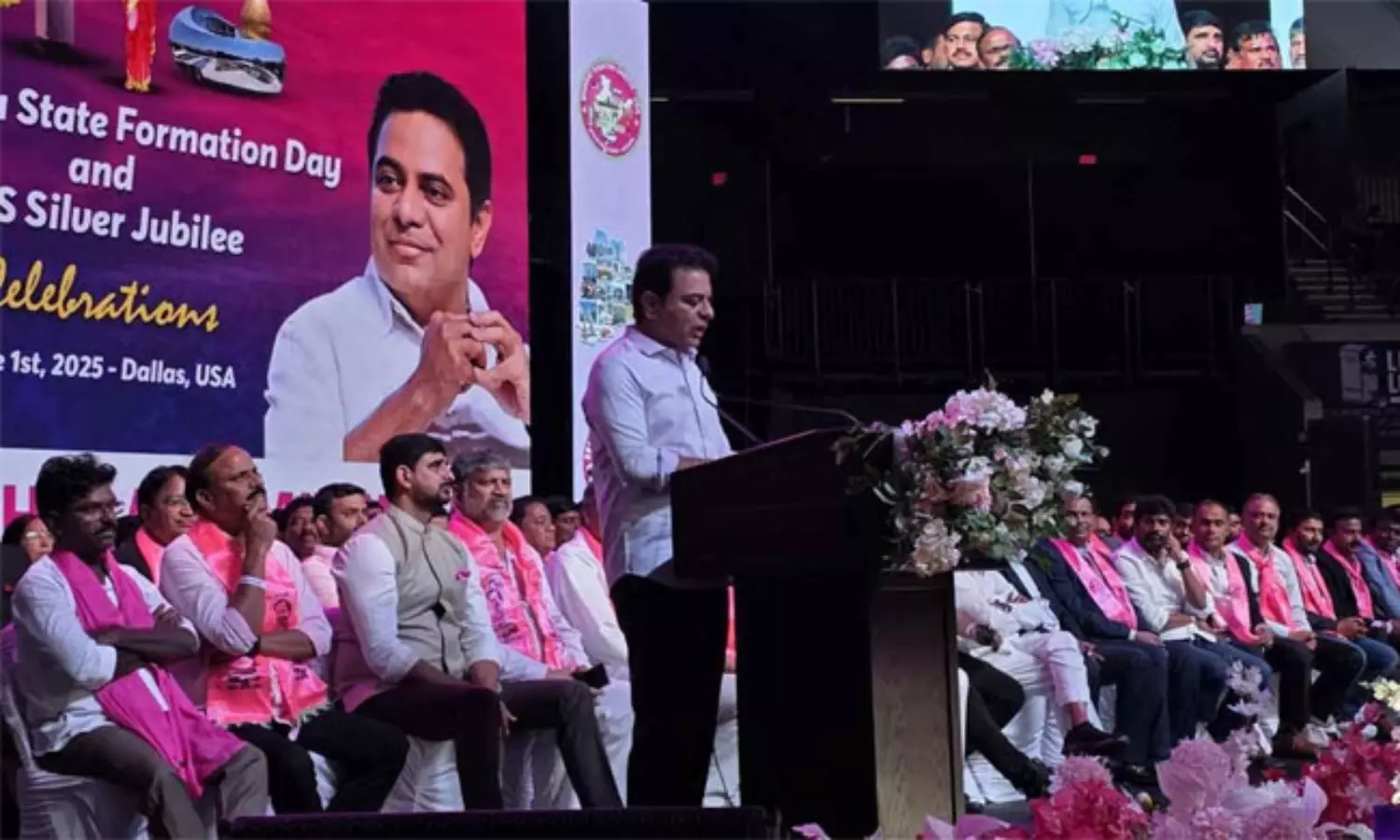 కేటీఆర్ మీద అమెరికాలో కేస్ అయ్యే ఛాన్స్ ఉందా?