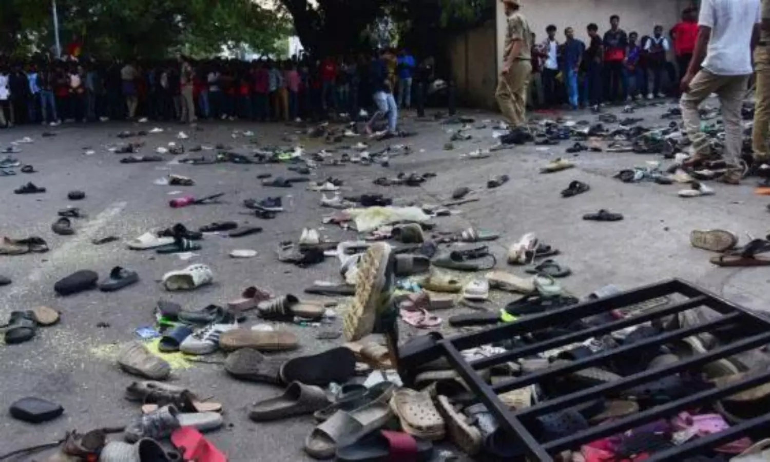 చిన్నస్వామి దుర్ఘటన.. దేశ చరిత్రలో అతిపెద్ద క్రీడా విషాదం అదే చిన్నస్వామి దుర్ఘటన.. దేశ చరిత్రలో అతిపెద్ద క్రీడా విషాదం అదే