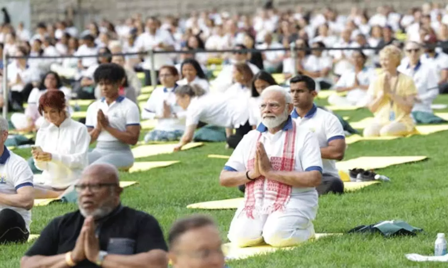 ప్రధాని మోడీ ముందే గుజరాత్ రికార్డు బద్ధలు !