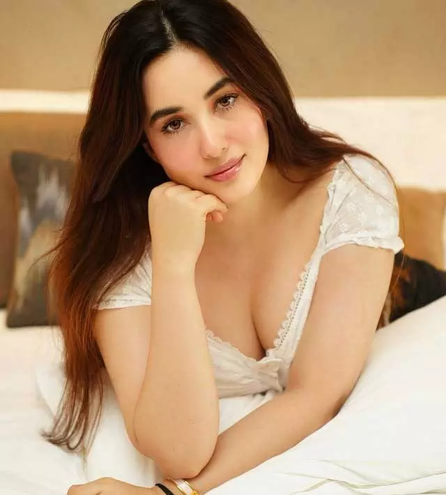 Aditi Budhathoki Looks Elegant in Her Latest Post