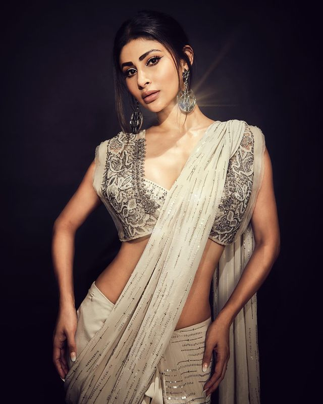 Mouni Roys Fashion Influence Is Capturing Hearts Mouni Roys Fashion Influence Is Capturing Hearts