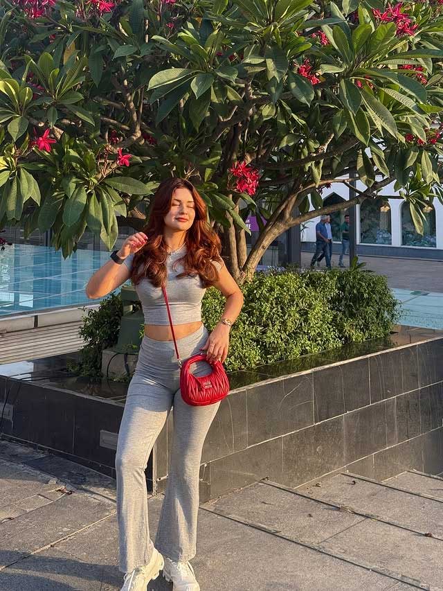 A Vibrant Glimpse: Avneet Kaur’s Playful Clicks