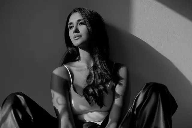 Experience Glamour with Nikita Duttas Fashion Statement Experience Glamour with Nikita Duttas Fashion Statement