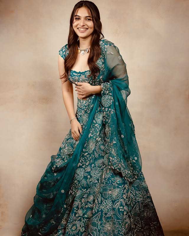 Kayadu Lohar slays all the styles