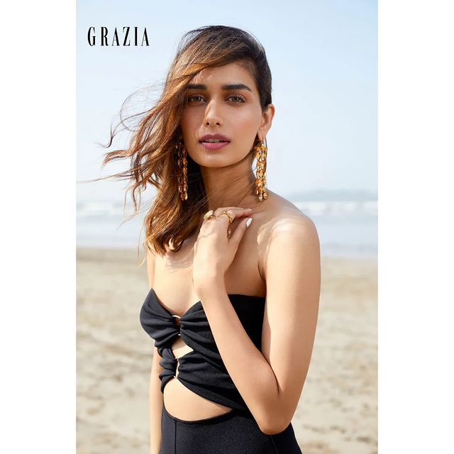 Manushi Chhillar Serves Bold Glam in White and Black