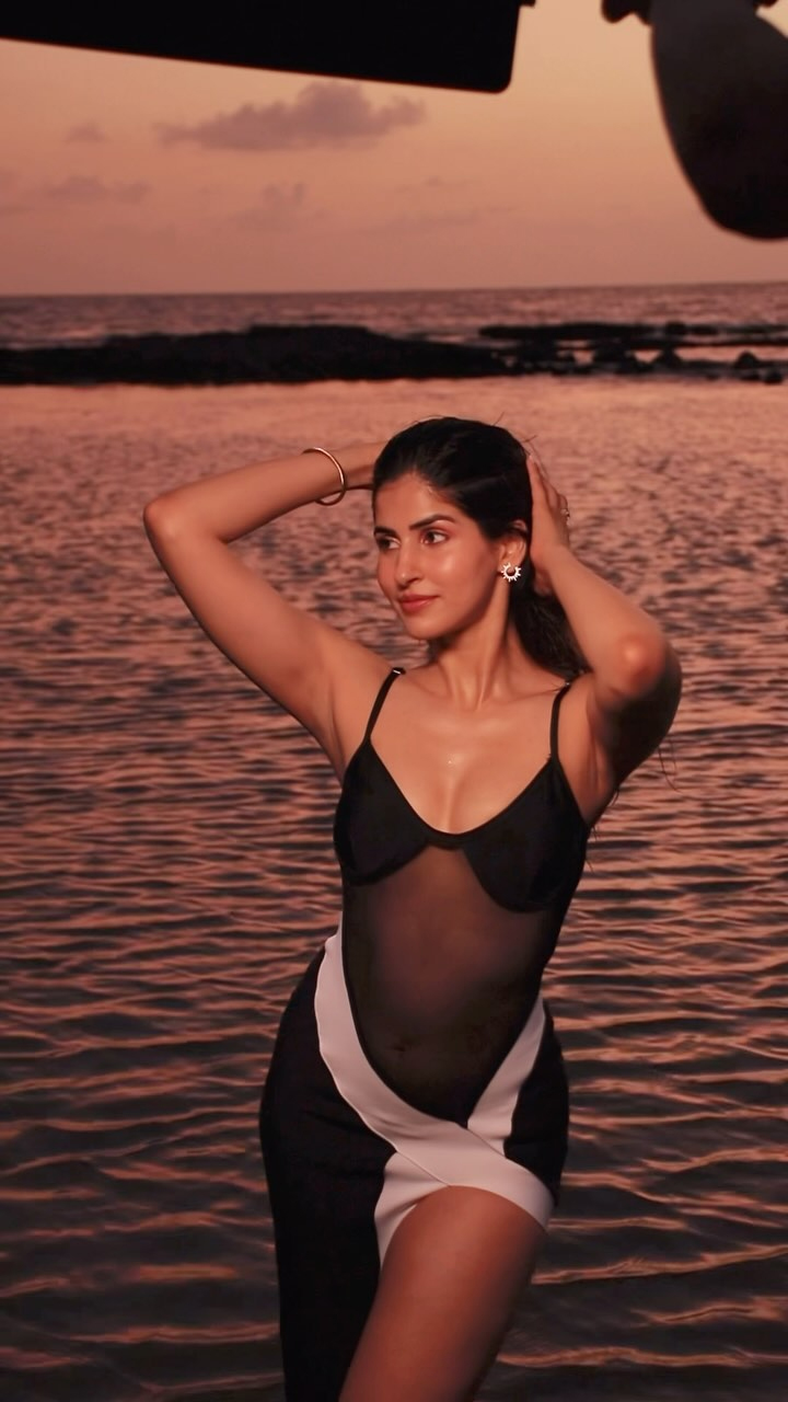 Sakshi Malik shines in a simple yet stylish dress Sakshi Malik shines in a simple yet stylish dress