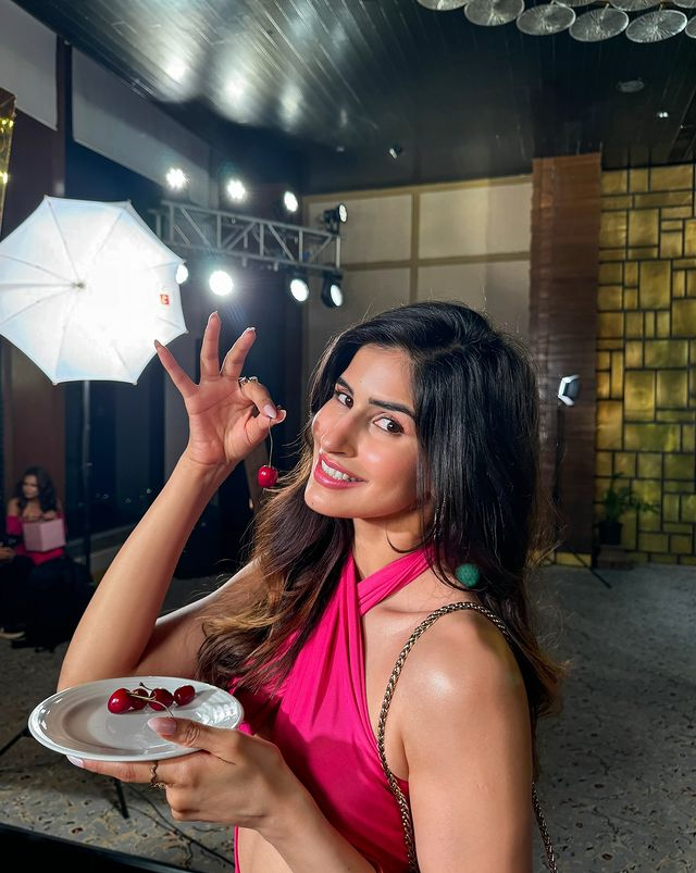 Sakshi Malik shines in a simple yet stylish dress