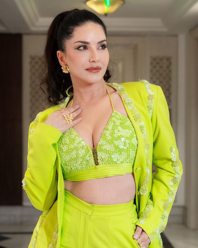 Impeccable Beauty Of Sunny Leone