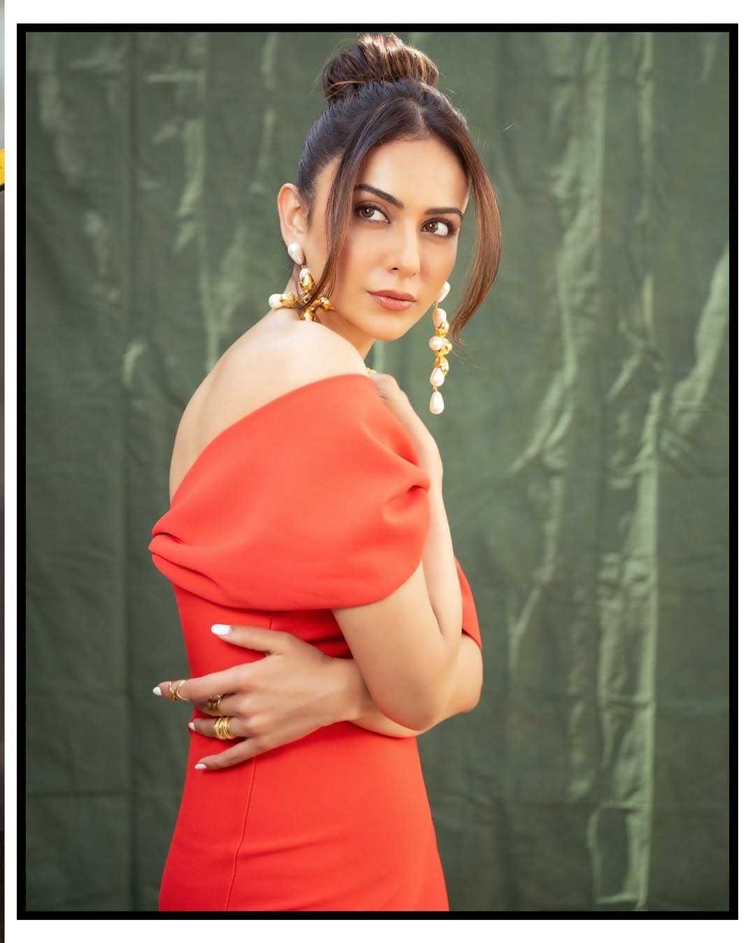 Rakul’s Red Hot Look Steals The Show!