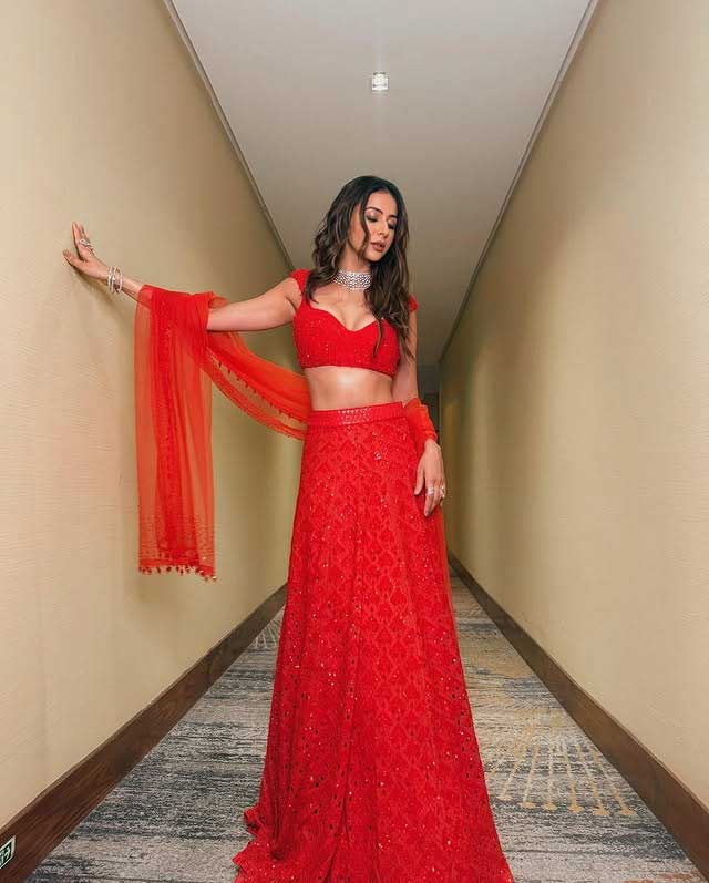 Rakul’s Red Hot Look Steals The Show! Rakul’s Red Hot Look Steals The Show!