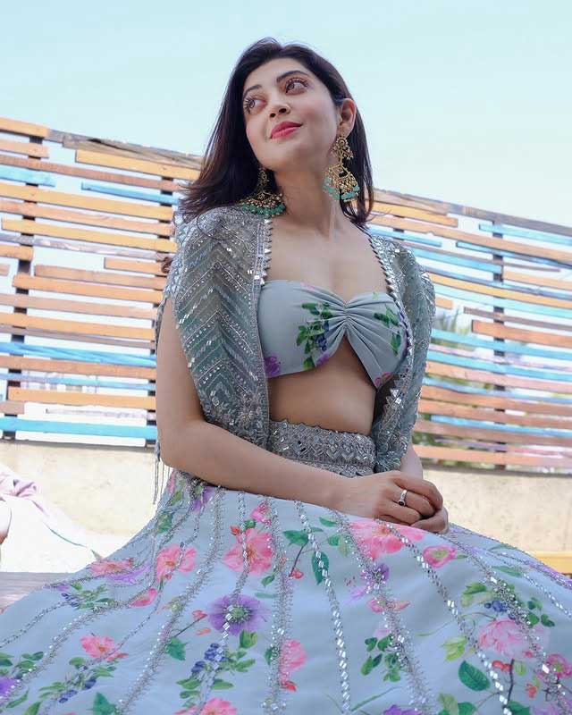 Pranitha Brings Calm in Purple Power Look!