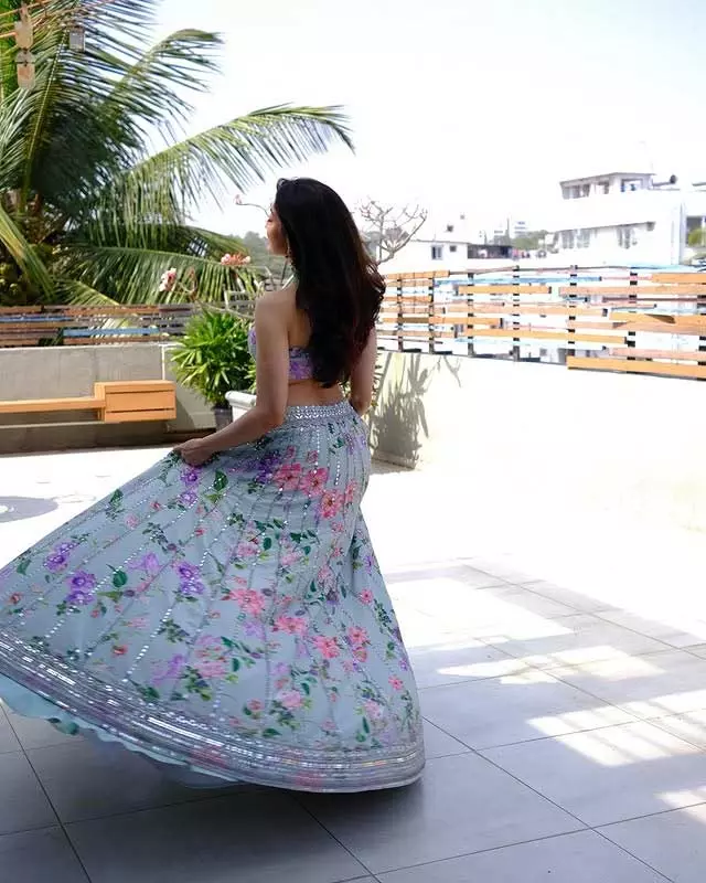 Pranitha Brings Calm in Purple Power Look! Pranitha Brings Calm in Purple Power Look!