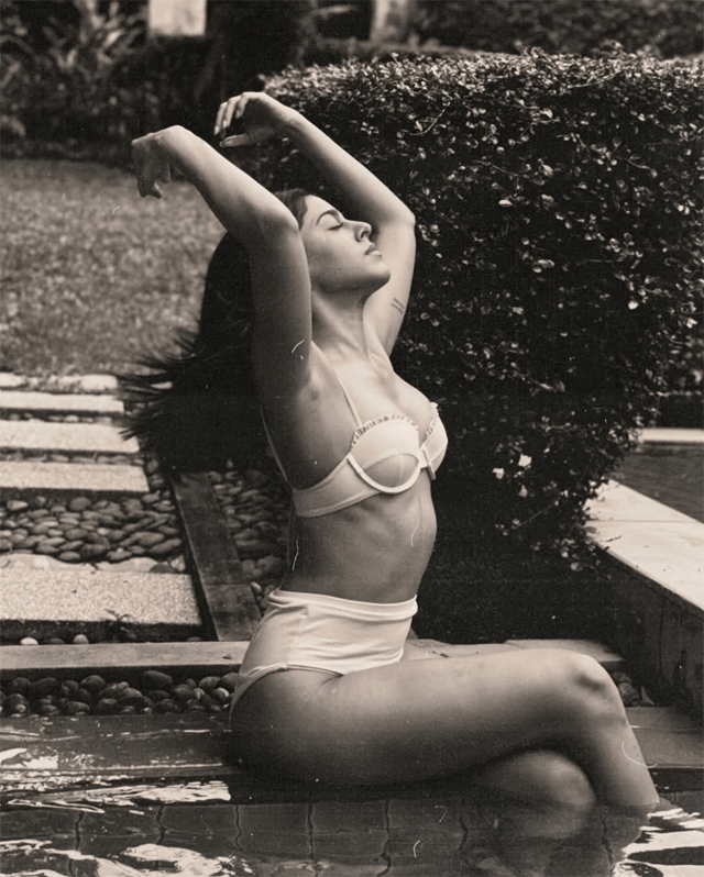 Alaya F Turns Heads in Blue as She Bags the Most Stylish Trendsetter Award Alaya F Turns Heads in Blue as She Bags the Most Stylish Trendsetter Award