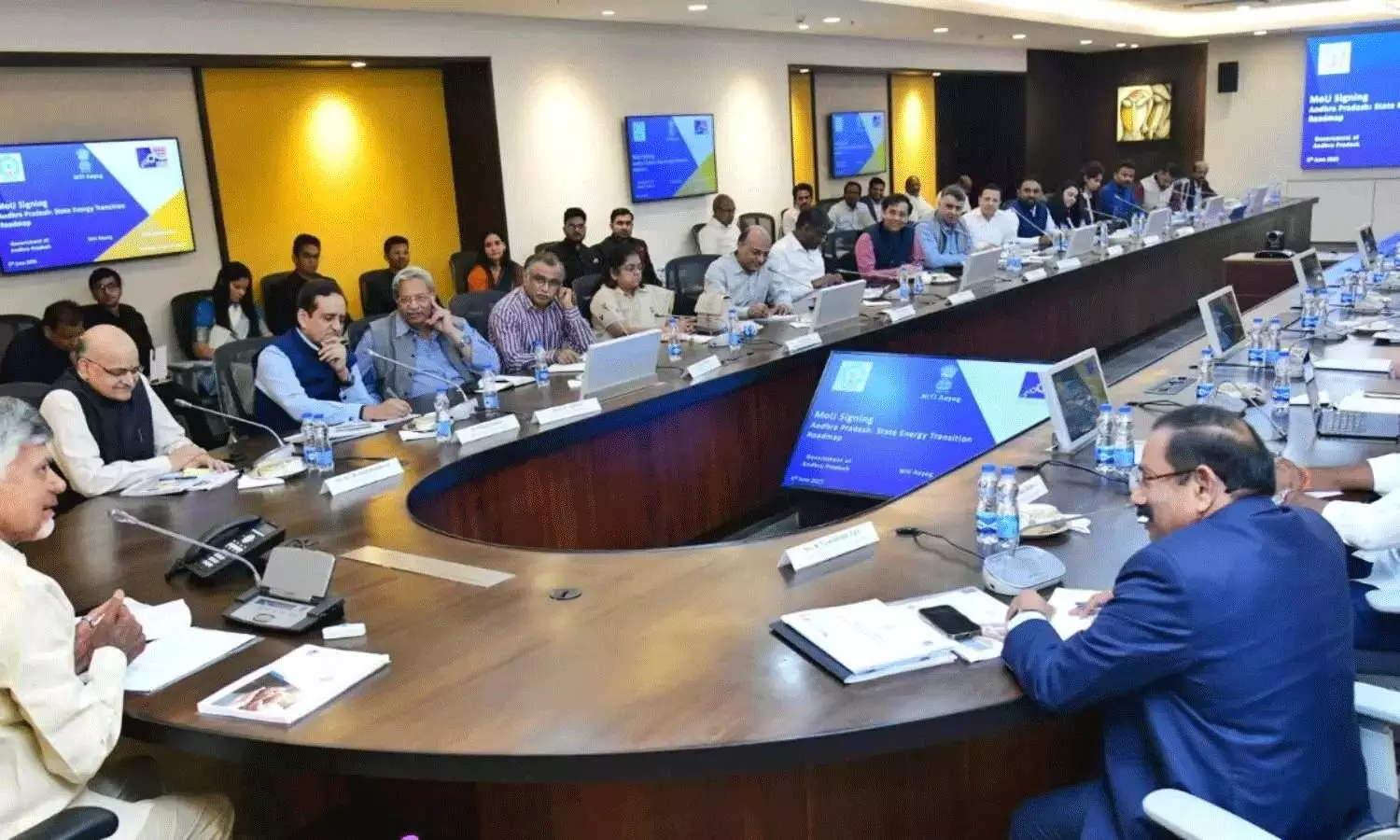 మరో ముంబైలా విశాఖ...చంద్రబాబు మాస్టర్  ప్లాన్