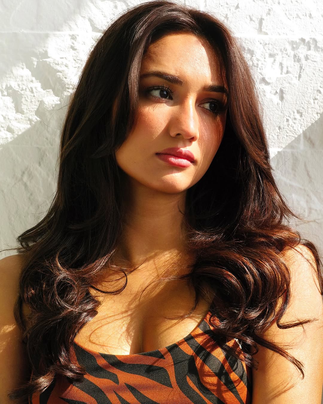 Akanksha Sharma Wows Fans in Effortless Charm