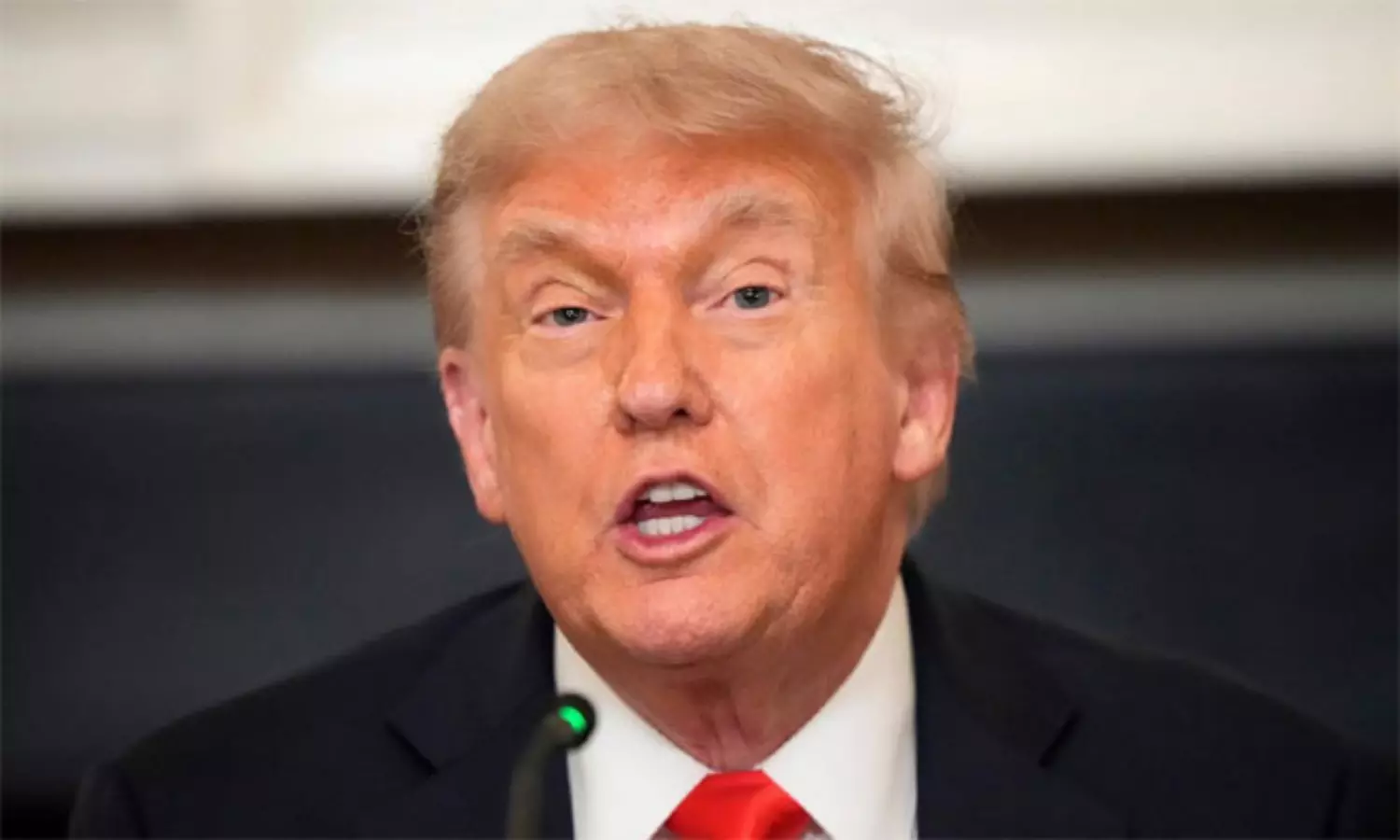 ఎలాన్  మస్క్  మైండ్  పై ట్రంప్  సంచలన వ్యాఖ్యలు!