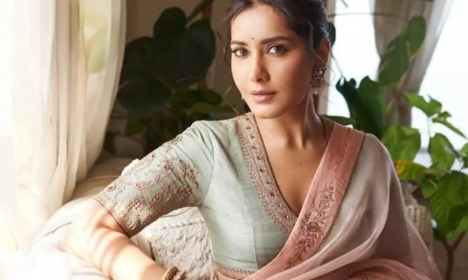 తెలుసు కదా రాశి ఖన్నాకు...!