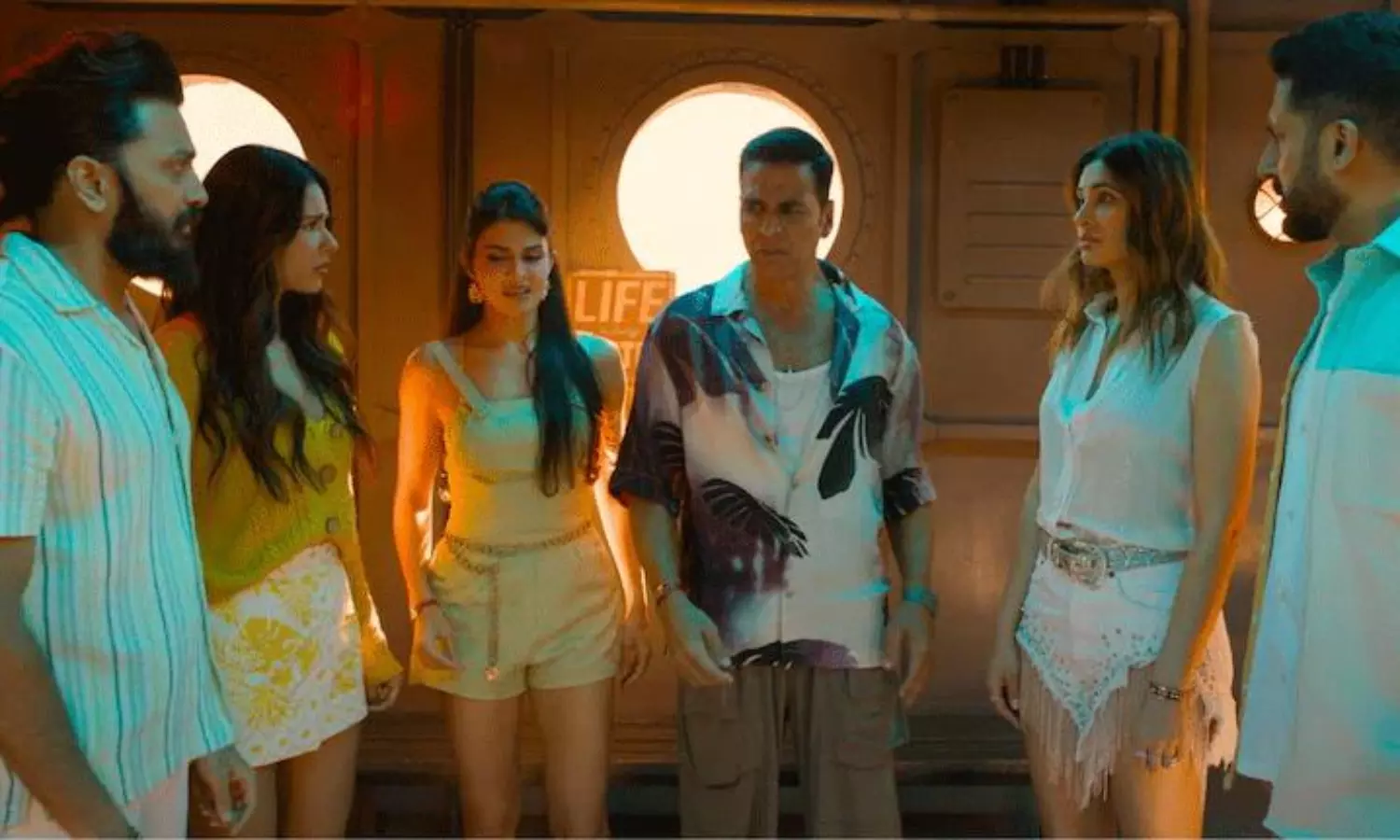 యానిమ‌ల్‌ని అన్నోళ్ల నోళ్లు ప‌డిపోయాయా?