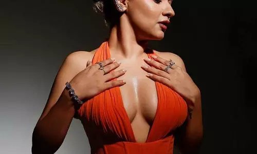 Avneet Kaur Turns Up the Heat in Fiery Orange Dress