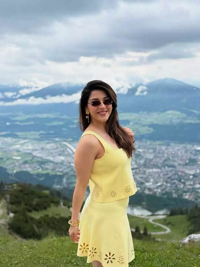 Yellow Vibes and Mountain Views with Mehreen Pirzada