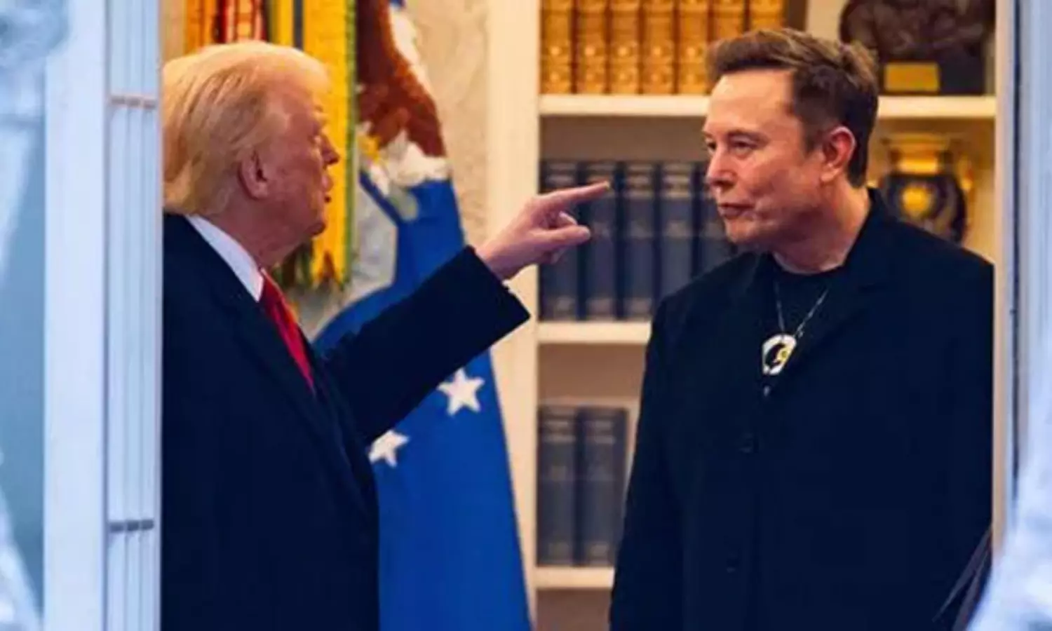 అత్యంత ధనవంతుడికి అత్యంత  శక్తివంతమైన వ్యక్తి మాస్  వార్నింగ్!