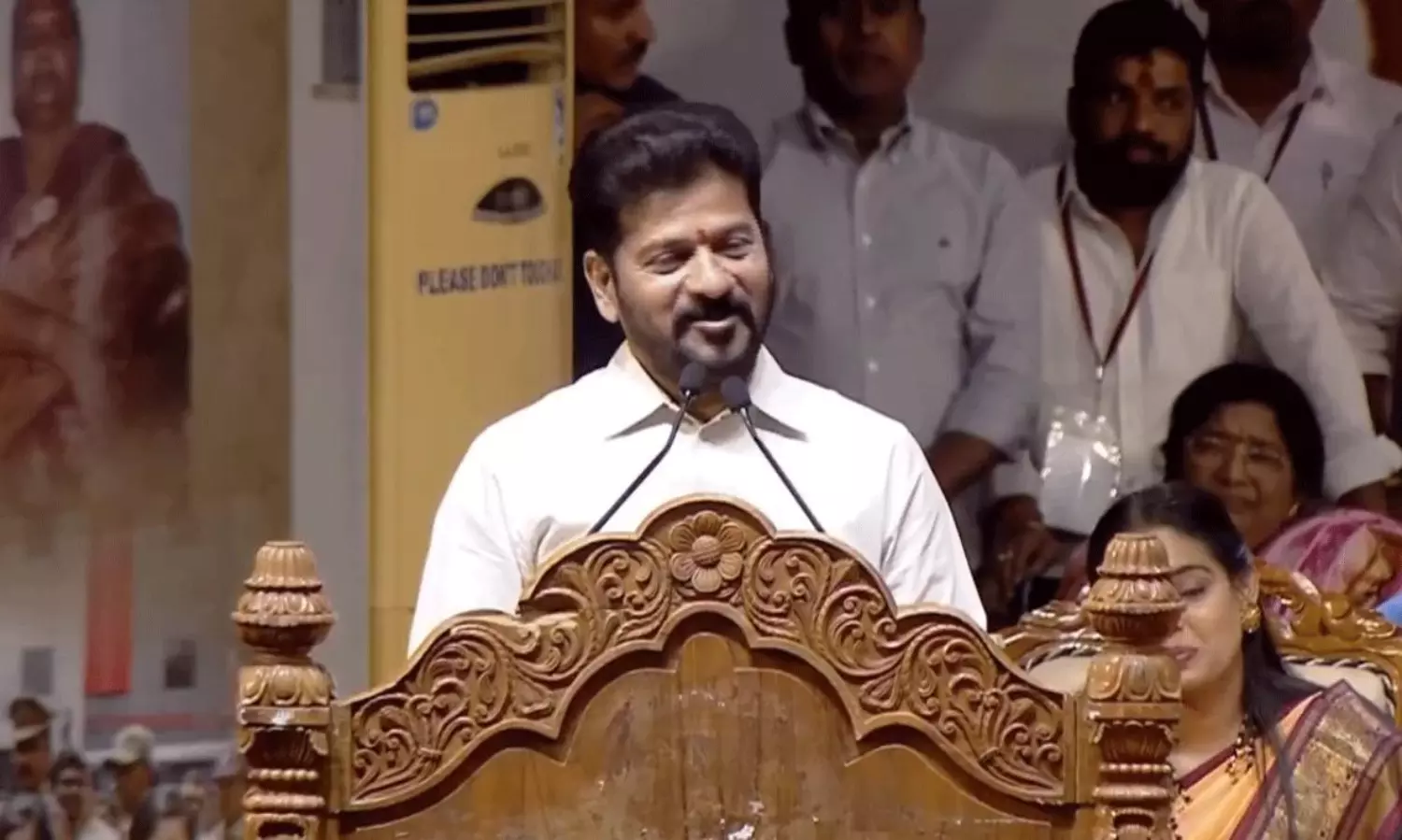 స్కూలు బీజేపీ, కాలేజీ  టీడీపీ, ఉద్యోగం... రేవంత్  ఇంట్రస్టింగ్  కామెంట్స్!