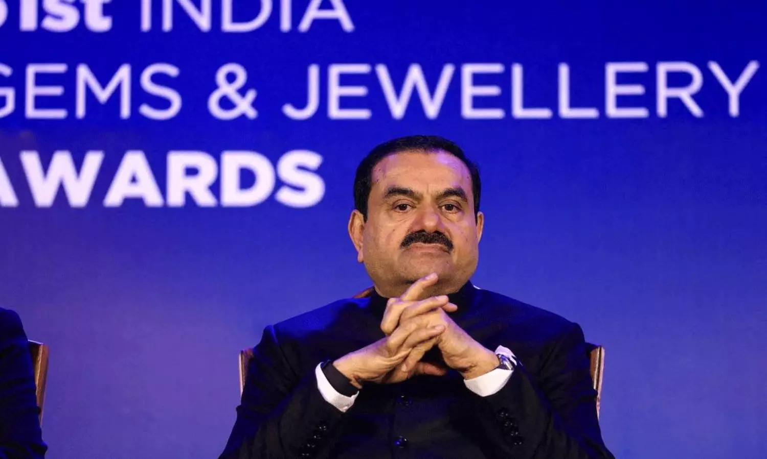 తన కంపెనీల్లో స్టాఫ్ కంటే అదానీ వేతనం తక్కువ.. ఎందుకంటే..? తన కంపెనీల్లో స్టాఫ్ కంటే అదానీ వేతనం తక్కువ.. ఎందుకంటే..?