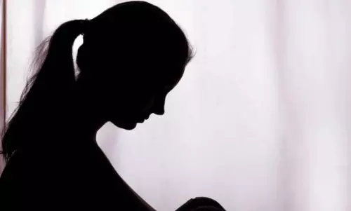 మ‌హిళ‌ లేకుండా.. రాజకీయాలు సాధ్యం కావా ..!