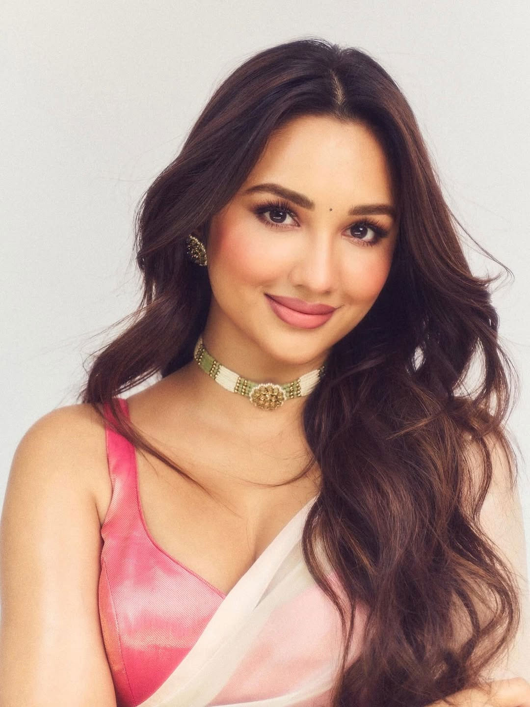 Akanksha Sharma’s Elegant Look in Saree Wins Hearts on Instagram Akanksha Sharma’s Elegant Look in Saree Wins Hearts on Instagram