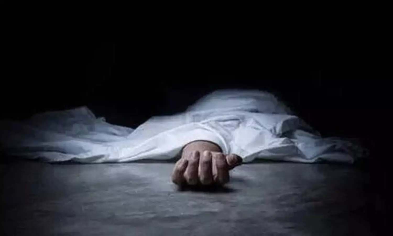 దుబాయ్లో విషాదం... స్కూబా డైవింగ్ చేస్తూ భారత ఇంజనీర్ మృతి దుబాయ్లో విషాదం... స్కూబా డైవింగ్ చేస్తూ భారత ఇంజనీర్ మృతి