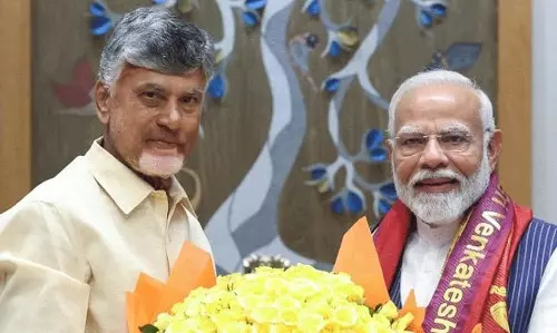 అటు మోడీ...ఇటు బాబు...ఒకే ఆలోచనతో !