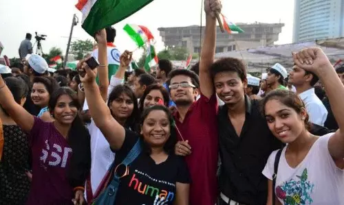 రాజ‌కీయ చ‌ర్చ‌లు.. చెర‌ప‌లేని మ‌చ్చ‌లు ..!