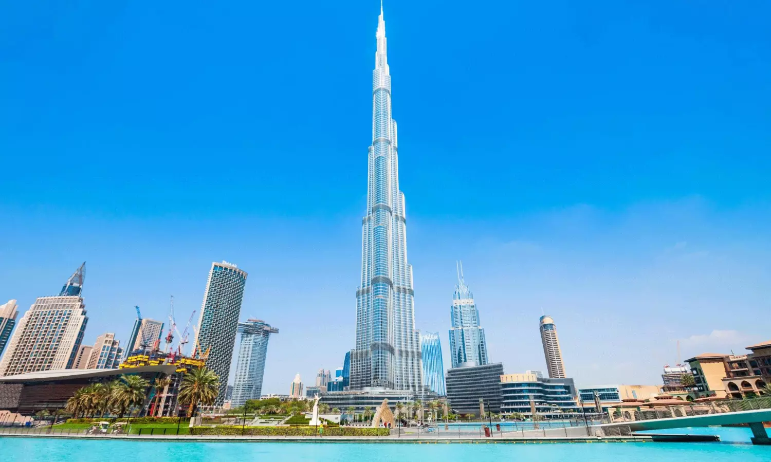 దుబాయ్ బుర్జ్ ఖలీఫాలో మెగాస్టార్ అపార్ట్మెంట్? దుబాయ్ బుర్జ్ ఖలీఫాలో మెగాస్టార్ అపార్ట్మెంట్?