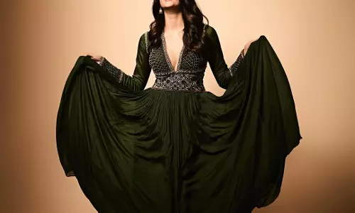 Palak Tiwari Brings Her Style Magic with a Quick Change Moment Palak Tiwari Brings Her Style Magic with a Quick Change Moment